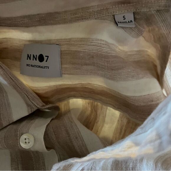 NN07  No Nationality Deon Striped Button-Front Shirt in Khaki Stripe S NWOT - Picture 8 of 10
